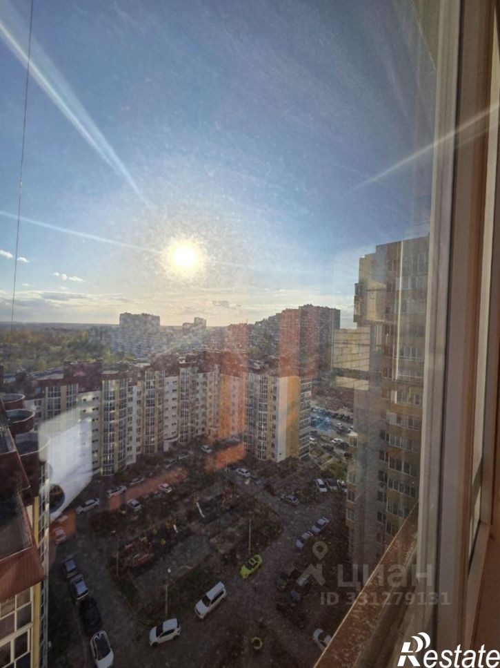 3-комн квартира б-р 30-летия Победы, 15д,  д. 15д