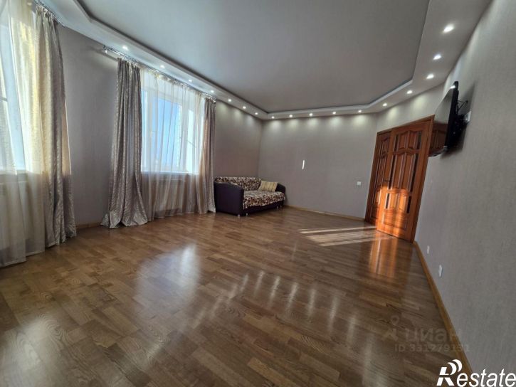 3-комн квартира б-р 30-летия Победы, 15д,  д. 15д