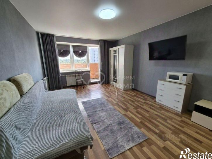 3-комн квартира ул им. Нестерова, 16а,  д. 16а