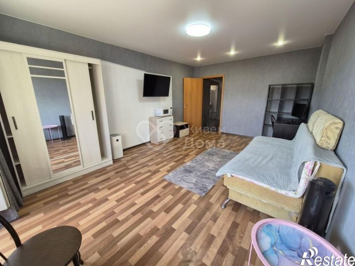 3-комн квартира ул им. Нестерова, 16а,  д. 16а