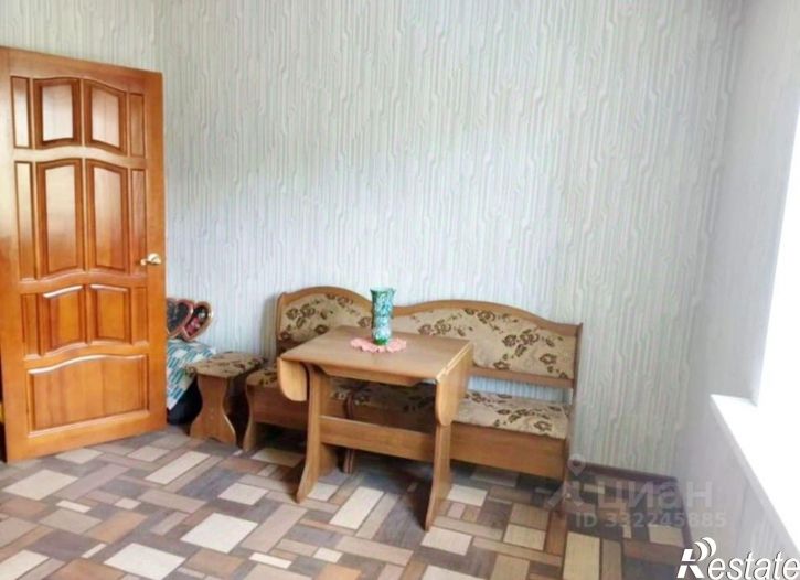 2-комн квартира ул Зерноградская, 3,  д. 3