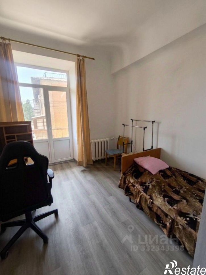 2-комн квартира ул им. Дзержинского, 19,  д. 19