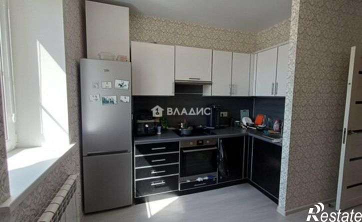 2-комн квартира ул им. Покрышкина, 3,  д. 3