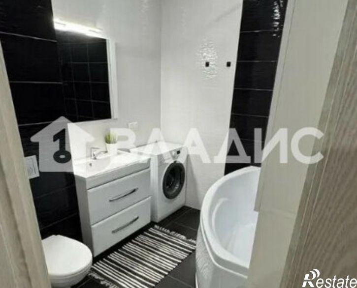 2-комн квартира ул им. Покрышкина, 3,  д. 3