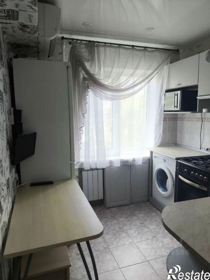 2-комн квартира ул Загорская, 15,  д. 15
