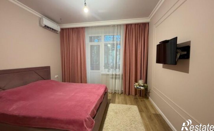 4-комн квартира ул им. Хользунова, 11,  д. 11