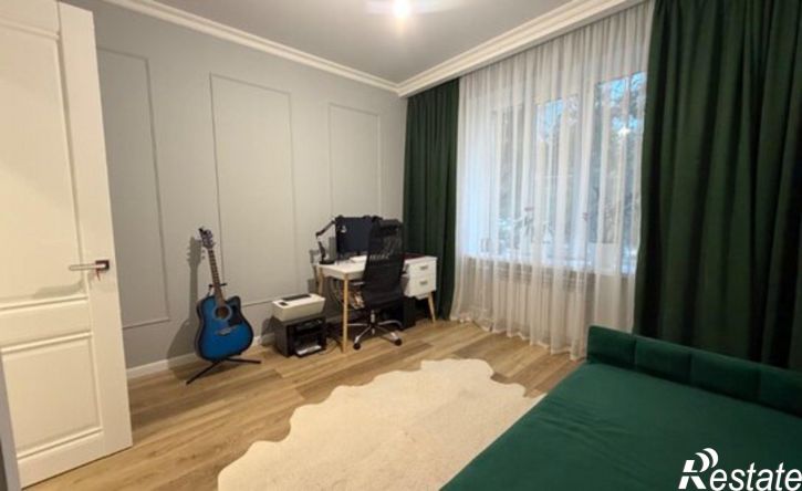 4-комн квартира ул им. Хользунова, 11,  д. 11
