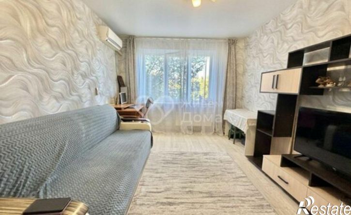 2-комн квартира ул Нарвская, 8,  д. 8