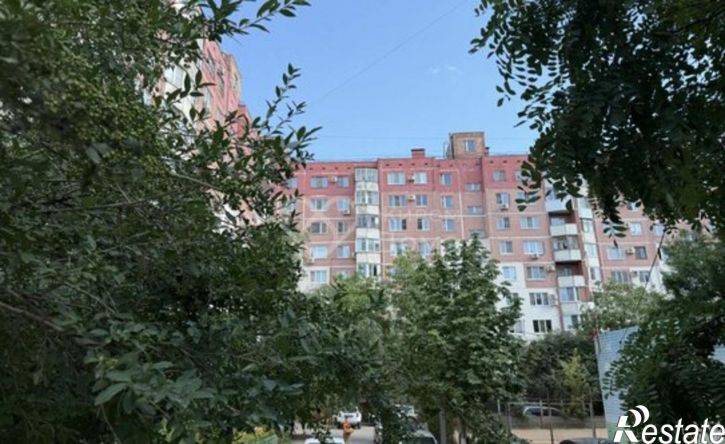 2-комн квартира ул Нарвская, 8,  д. 8