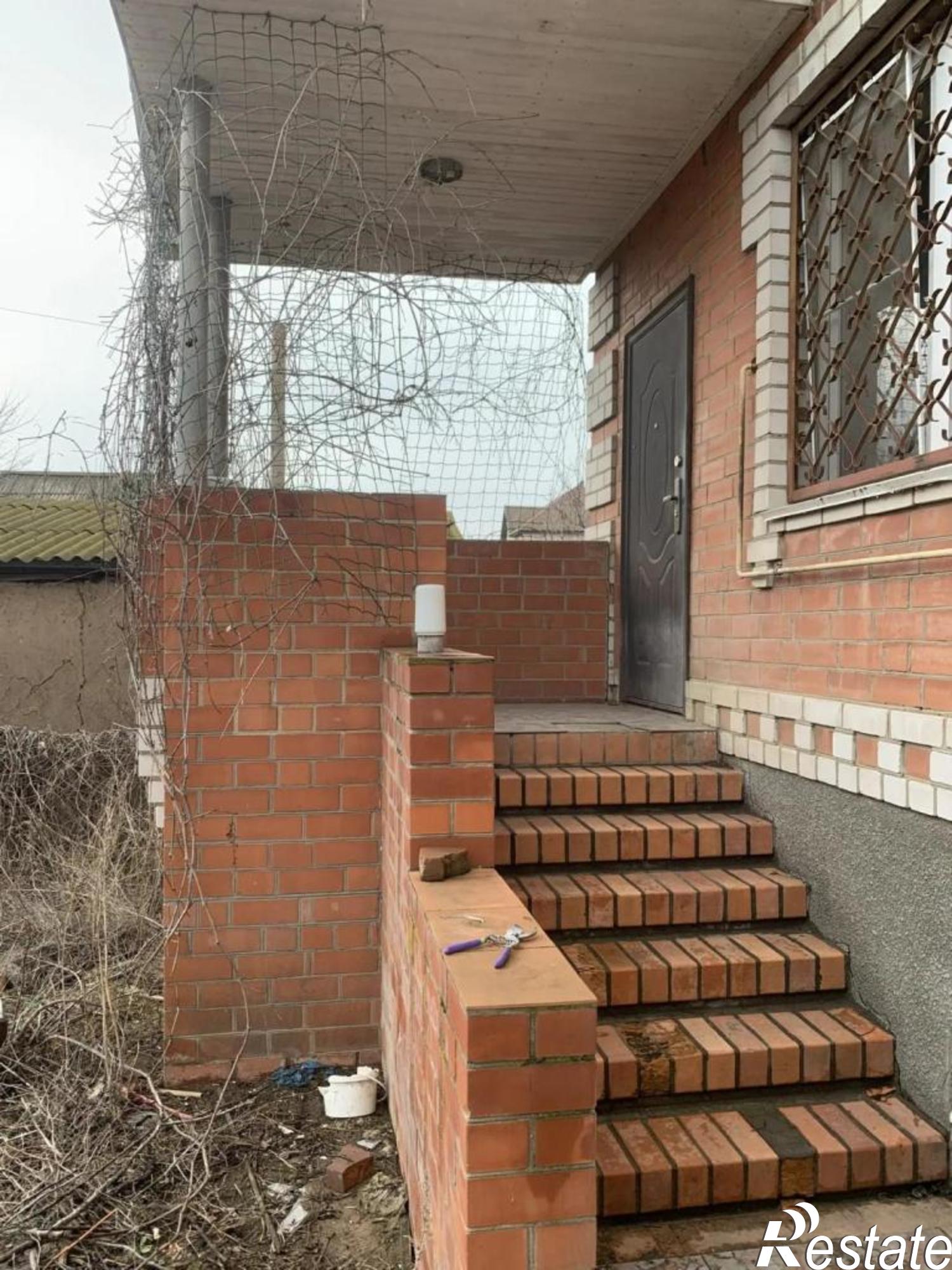 Купить дачу, дом, коттедж за 10 900 000 рублей на Россия, Волгоградская область