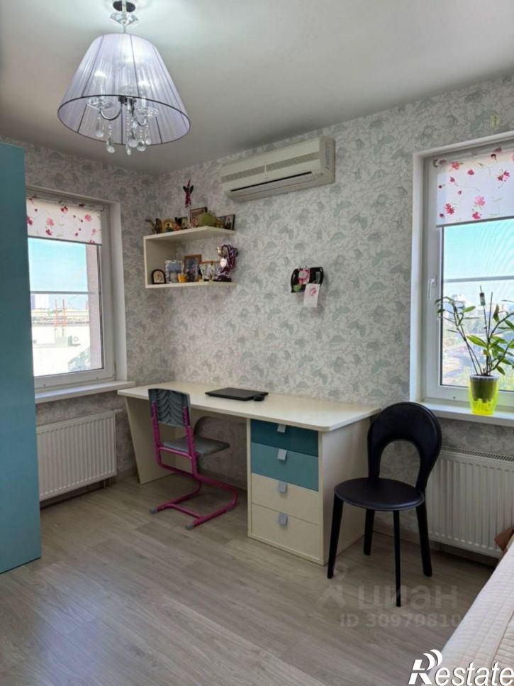 4-комн квартира ул Хиросимы, 4,  д. 4