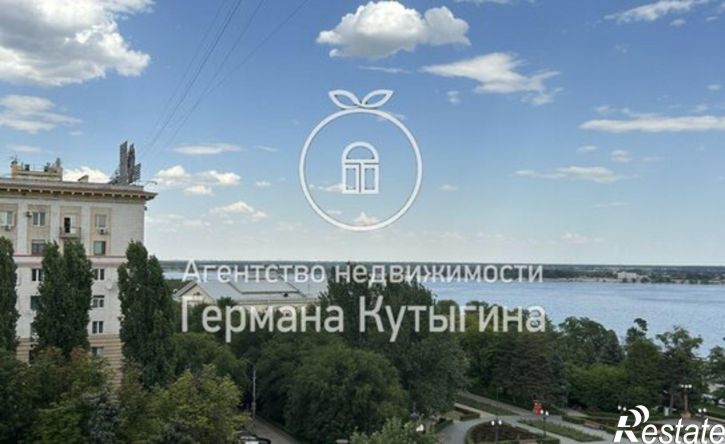 3-комн квартира ул Аллея Героев, 1,  д. 1
