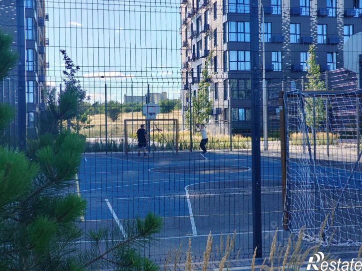 2-комн квартира улица Владимира Петровского, 6