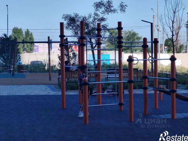 2-комн квартира улица Владимира Петровского, 6