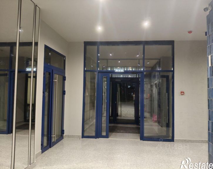 2-комн квартира улица Владимира Петровского, 6