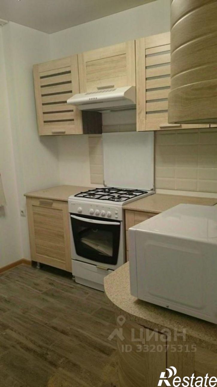 4-комн квартира ул Комсомольская, 8,  д. 8