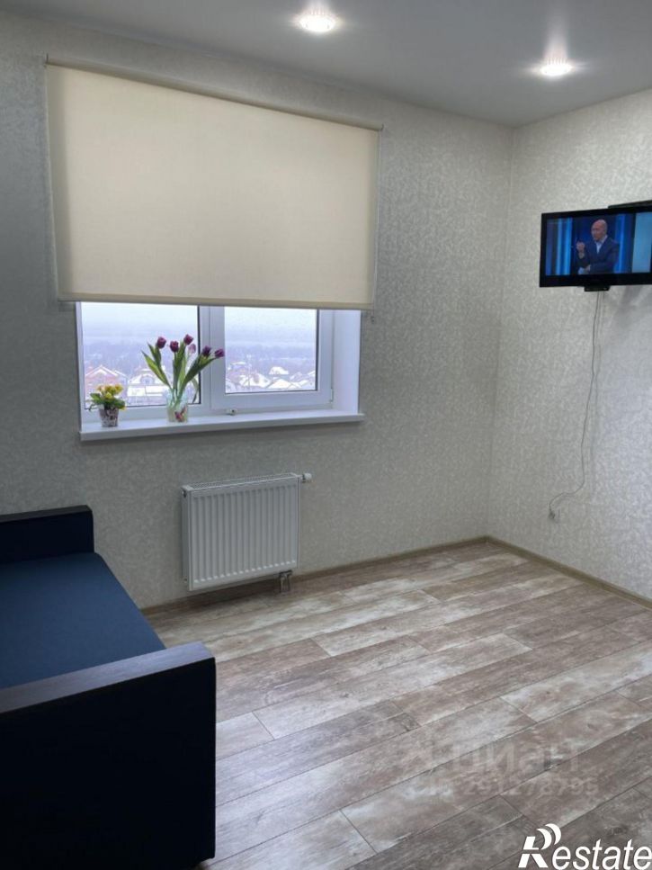 2-комн квартира ул им. Гаря Хохолова, 1,  д. 1