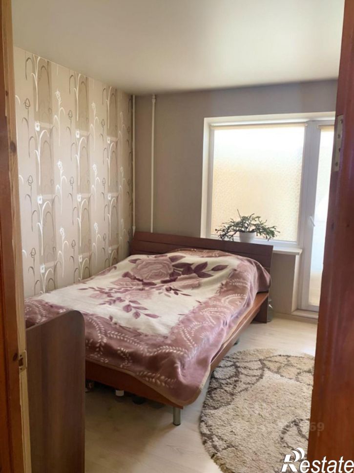 3-комн квартира ул Космонавтов, 43,  д. 43