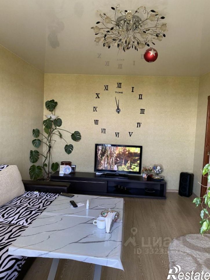 3-комн квартира ул Космонавтов, 43,  д. 43