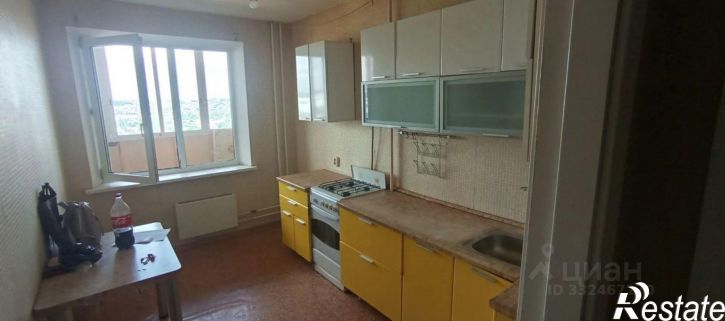 3-комн квартира ул им. маршала Воронова, 8,  д. 8