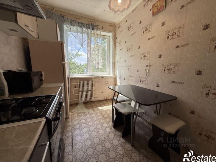3-комн квартира ул 8-й Воздушной Армии, 19,  д. 19