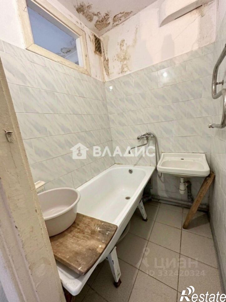 3-комн квартира ул им. генерала Ватутина, 12,  д. 12