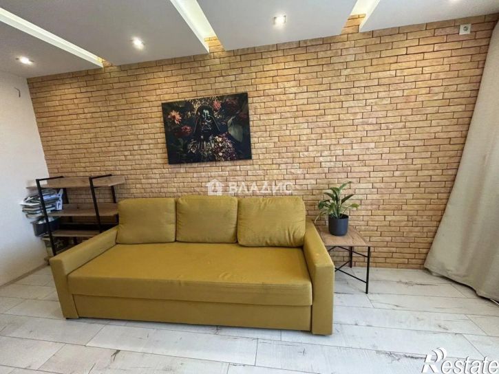 4-комн квартира б-р 30-летия Победы, 17а,  д. 17а