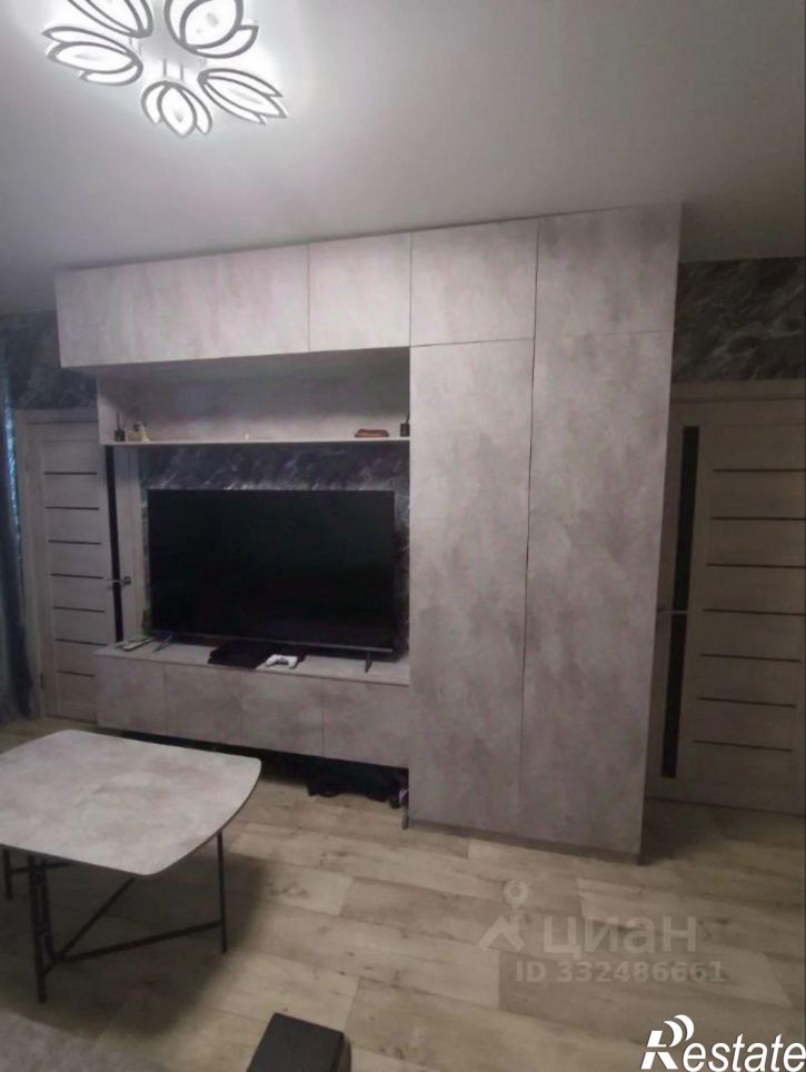 2-комн квартира ул Мариупольская, 10,  д. 10
