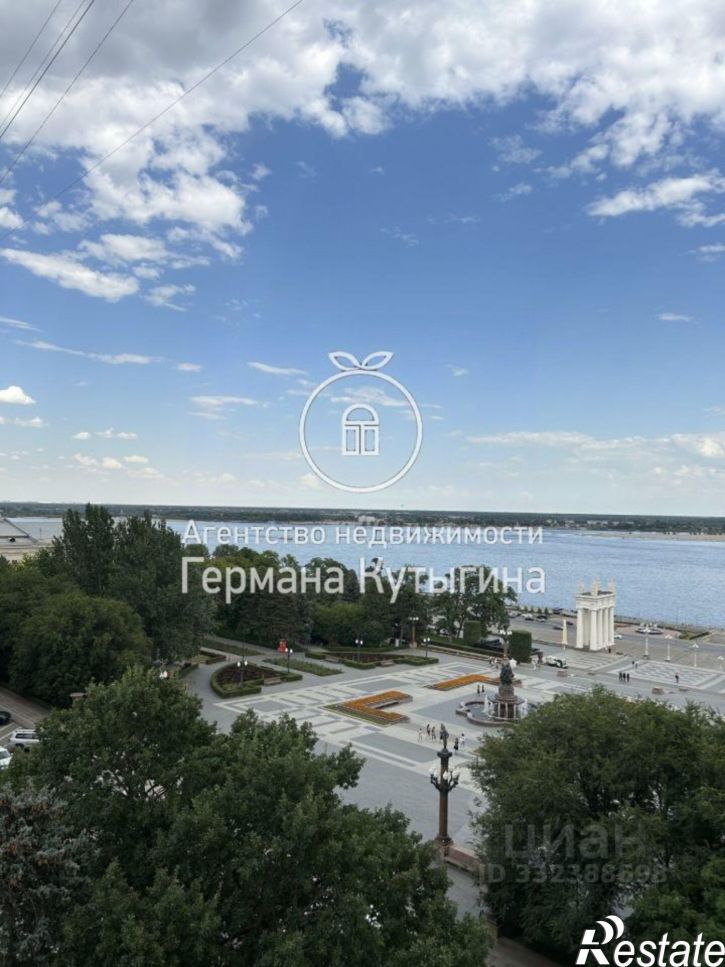 3-комн квартира ул Аллея Героев, 1,  д. 1