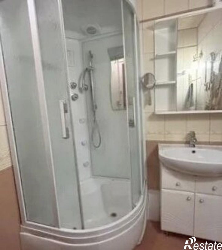 2-комн квартира ул им. Панферова, 14,  д. 14