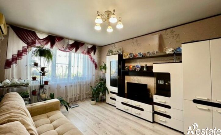 2-комн квартира ул им. Землячки, 31,  д. 31