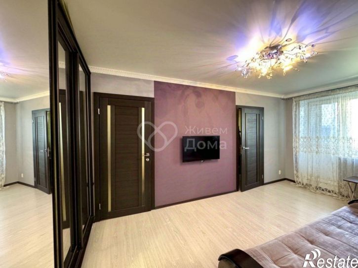 3-комн квартира ул Социалистическая, 14,  д. 14