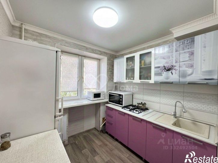3-комн квартира ул Социалистическая, 14,  д. 14