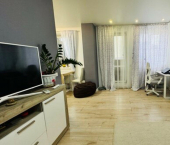 2-комн, 49кв м, этаж 3/5 ул им. Покрышкина, 6