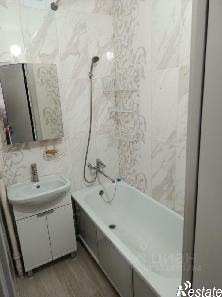 3-комн квартира ул им. академика Богомольца, 7а,  д. 7а