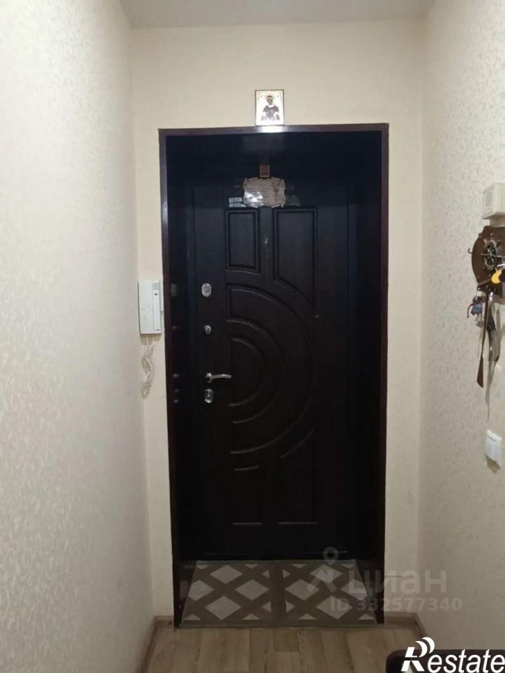 3-комн квартира ул Гороховцев, 2,  д. 2