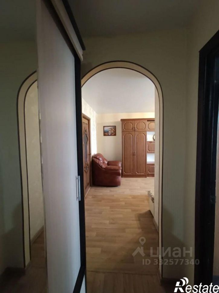 3-комн квартира ул Гороховцев, 2,  д. 2