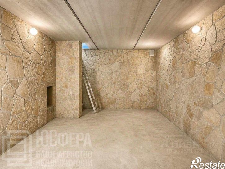 Гараж/парковка ул Коммунистическая, 11,  д. 11