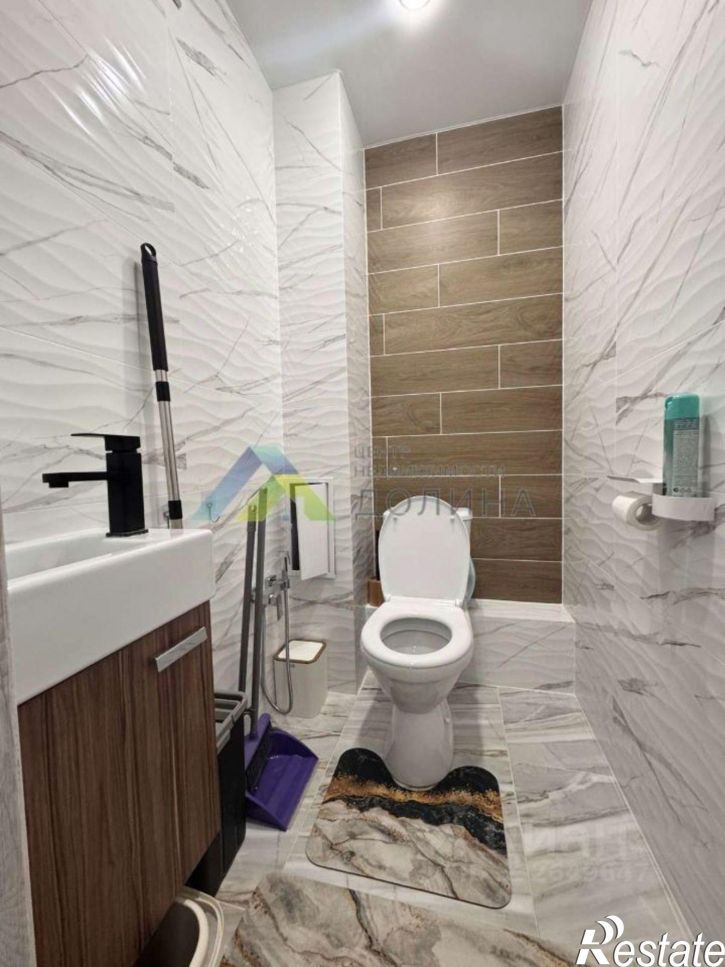 2-комн квартира ул им. гвардии красноармейца Химина, 8б,  д. 8б