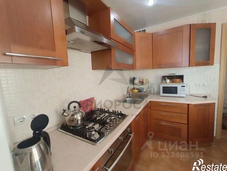 3-комн квартира ул Рионская, 3,  д. 3