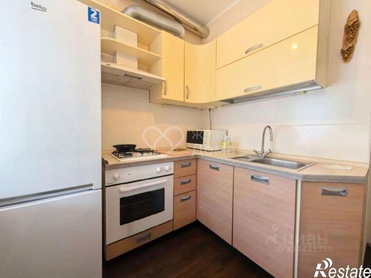 3-комн квартира ул им. Ткачева, 10,  д. 10