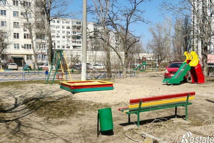1-комн квартира ул Космонавтов, 37,  д. 37