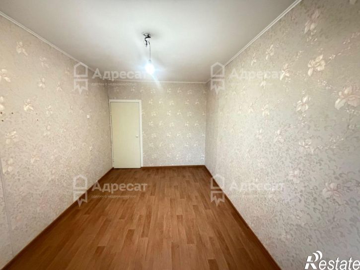 3-комн квартира ул. Нарвская,  д.10