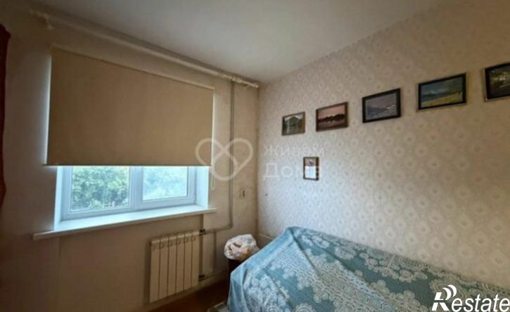 3-комн квартира ул Зерноградская, 10,  д. 10