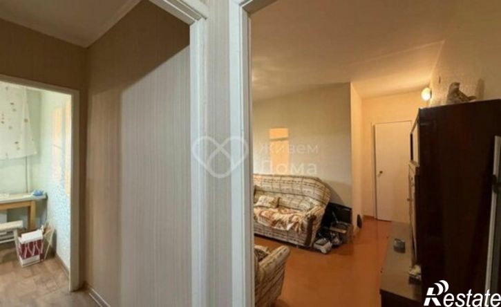 3-комн квартира ул Зерноградская, 10,  д. 10