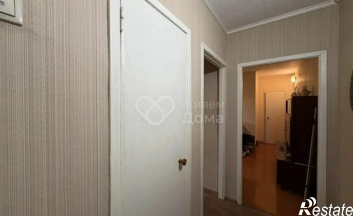 3-комн квартира ул Зерноградская, 10,  д. 10