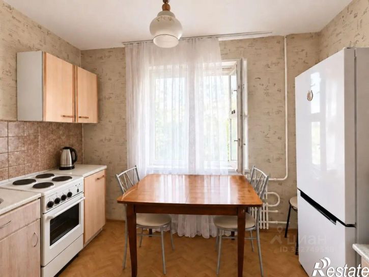 2-комн квартира ул Космонавтов, 33,  д. 33