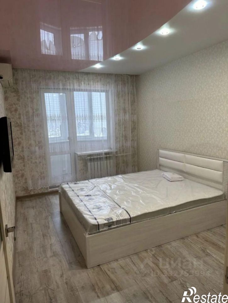 2-комн квартира ул 8-й Воздушной Армии, 19,  д. 19