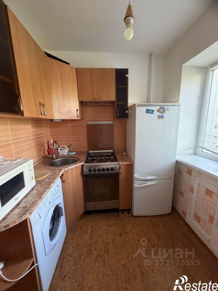 2-комн квартира ул им. Глазкова, 15,  д. 15