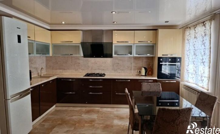 5-комн квартира ул Ангарская, 71б,  д. 71б